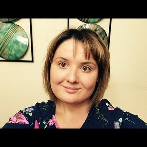 Meet your Posher, Mila